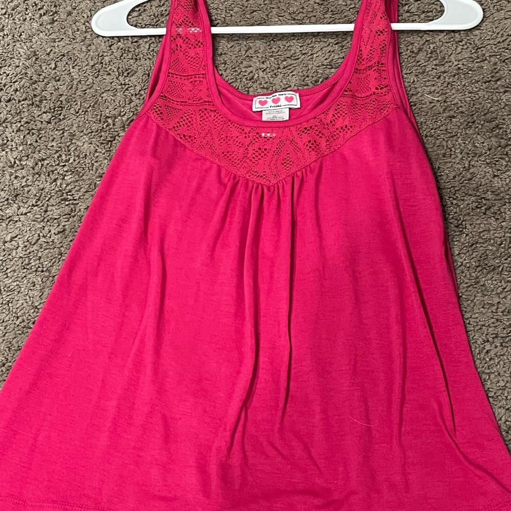 • Y2K hot pink flowy top size large excellent condition!!!